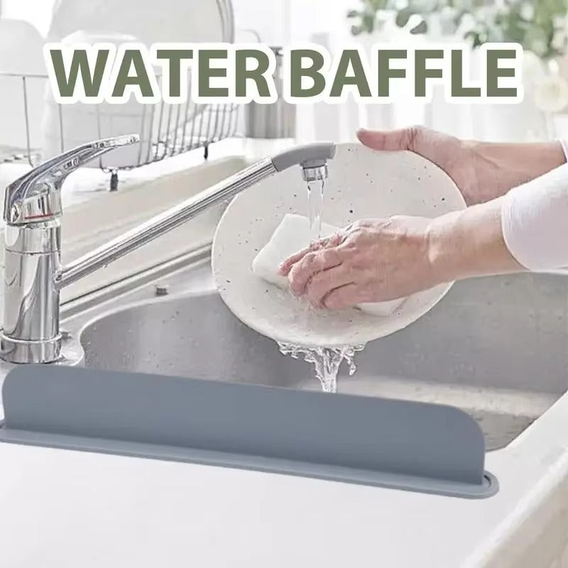 Reusable Silicone Sink Splash Guard – 14 Inch Splashproof Countertop Water Barrier with Suction Cups (Random Color) ✨
