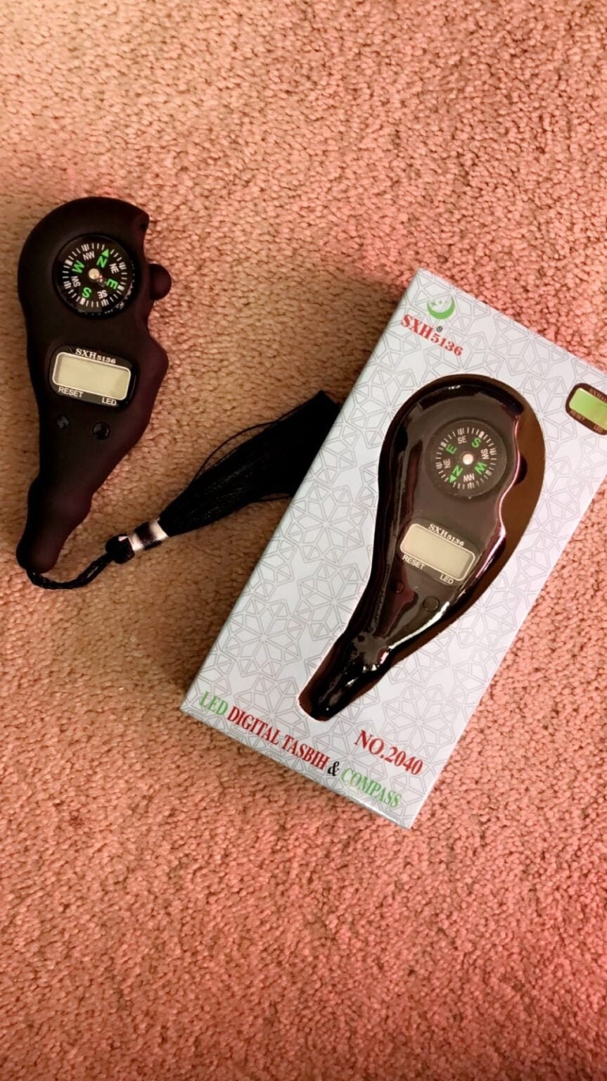 Digital Counter With Qibla Compass And Rotating Prayer Beads Portable Finger Tasbeeh Japa (Random Color) - Malzio